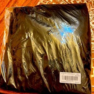 Bought mandala scrub pants 4xl. Just posting now! Never opened. Brand new